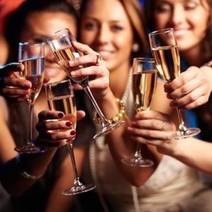 How to choose wine Group of people enjoying wine